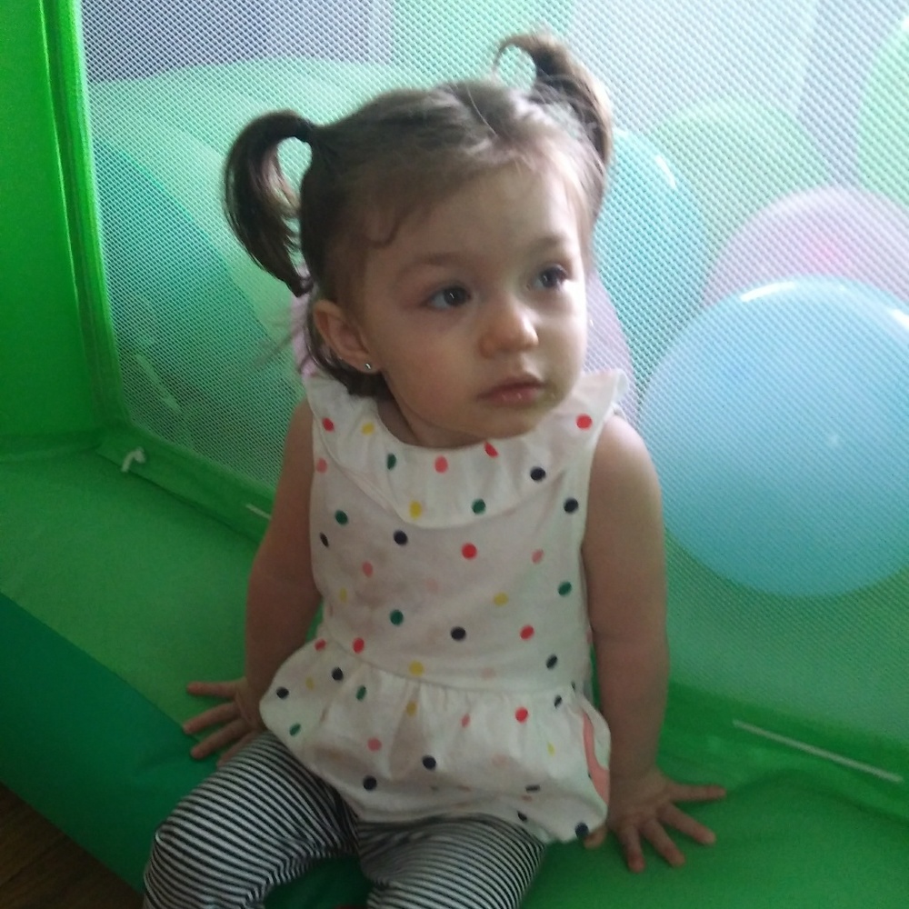 Meet your Posher, Abigail